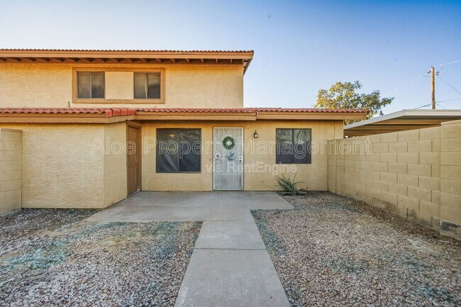 Photo - 9953 E Billings St Unidad 3