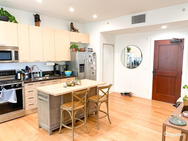 Photo - 460 S Spring St Unit 910