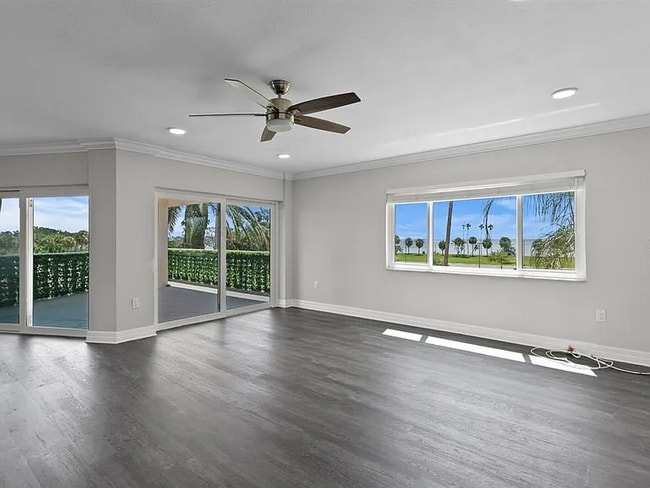 Photo - 1200 N Shore Dr NE Unit 213