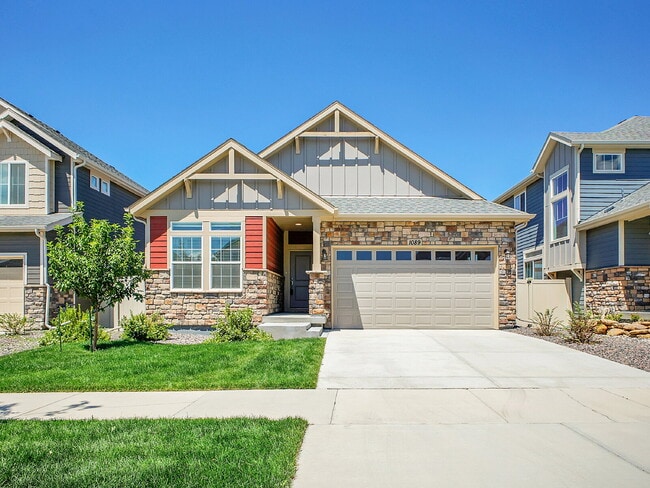 Building Photo - $3,295, 3 bed, 3 bath, located in Erie Rental