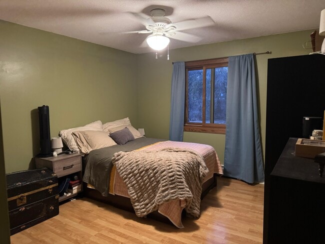 Photo - 2700 Oxford St N Unit 131