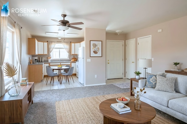 Building Photo - Beautiful 2-bedrooms, 2-baths duplex in Prescott Valley!