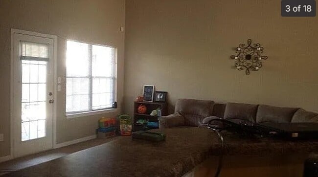 Photo - 8878 Versilia Ave
