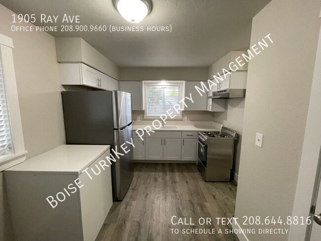 Photo - 1905 Ray Ave