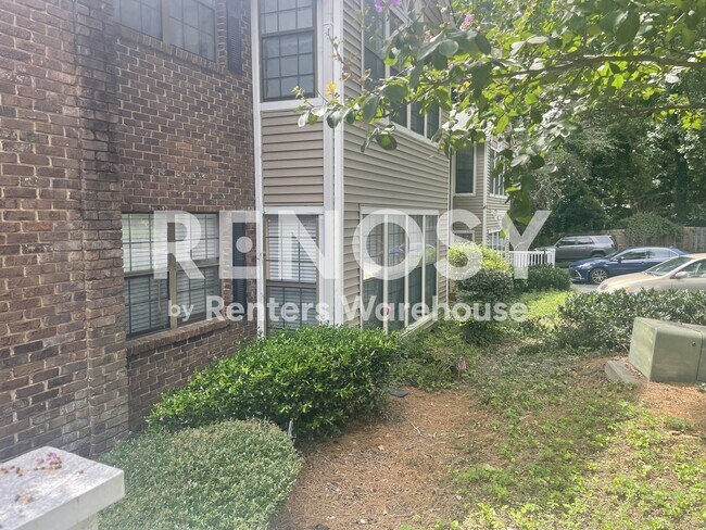 609 Barrington Hills Dr