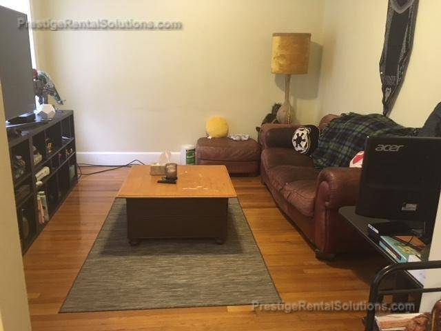 Photo - 8 Russell St Apartments Unit 3