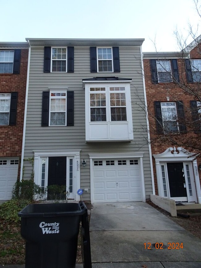 3 Bedroom Townhome Rental in Liberty Crossing - 3 Bedroom Townhome Rental in Liberty Crossing