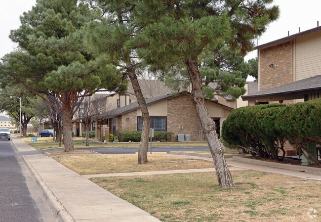 Woodlands Apartments