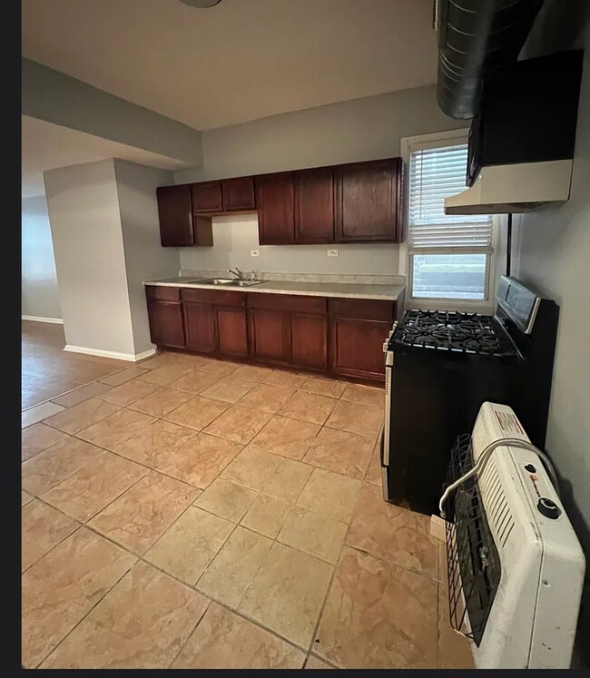 Photo - 1241 N Ashland Ave