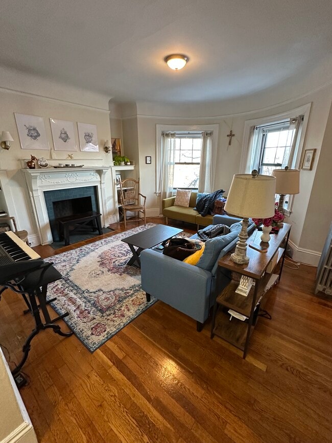 Photo - 54 Babcock St