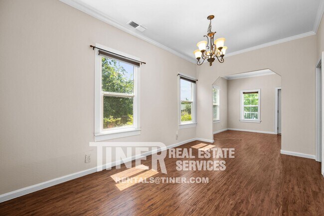 Photo - 603 Mormon St