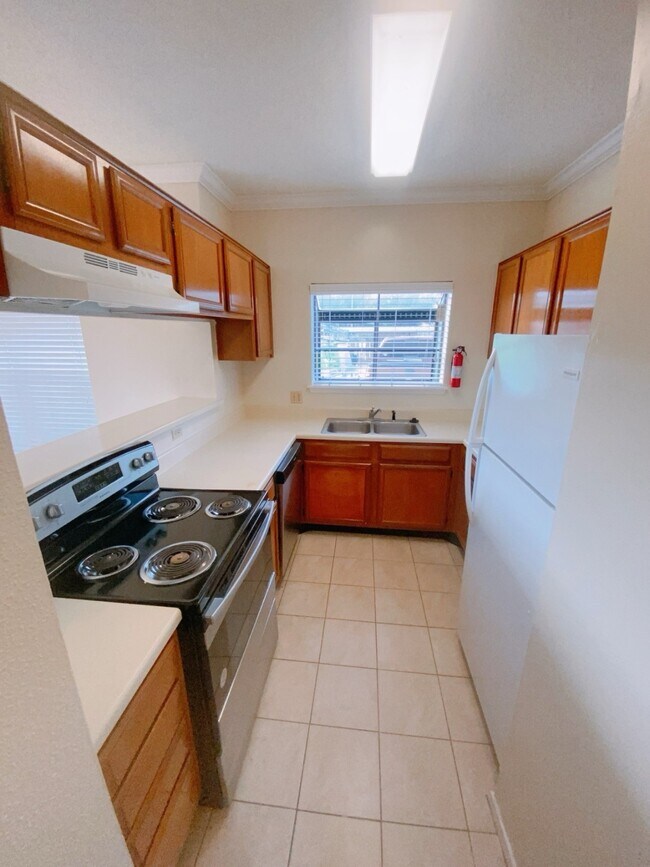 Photo - 7900 Bissonnet St