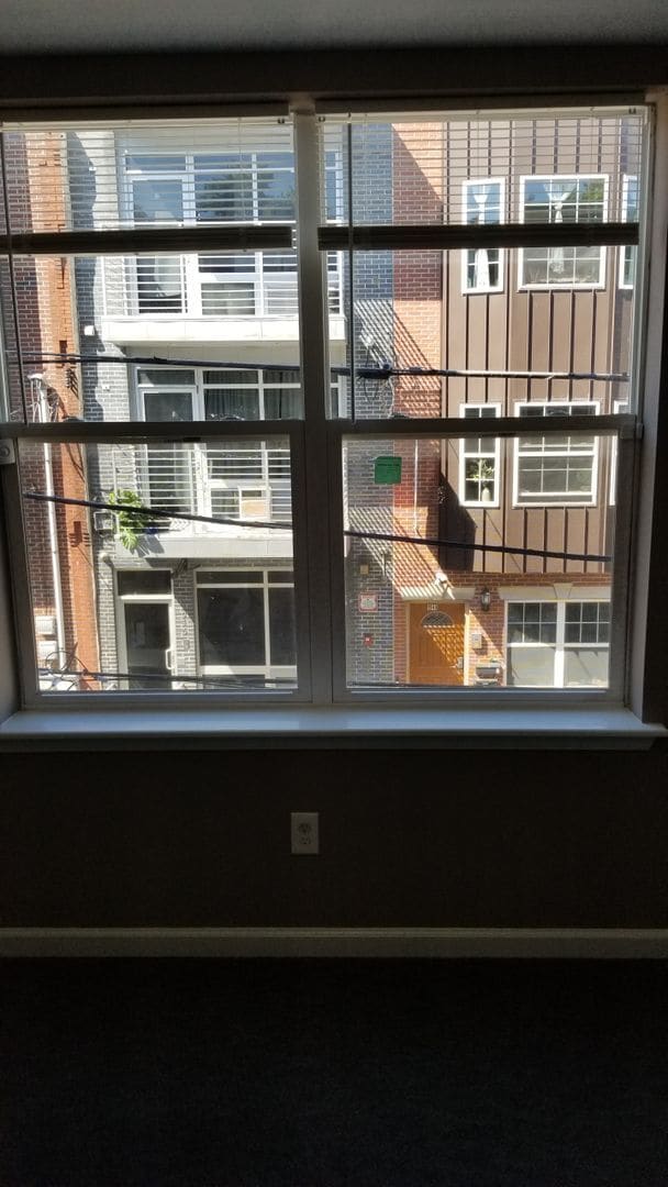 Building Photo - 1949 N Gratz St Unit B