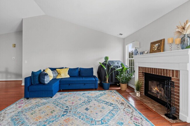 Photo - 143 Lawn Ct