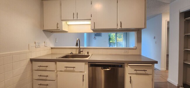 Photo - Altamont Apartments