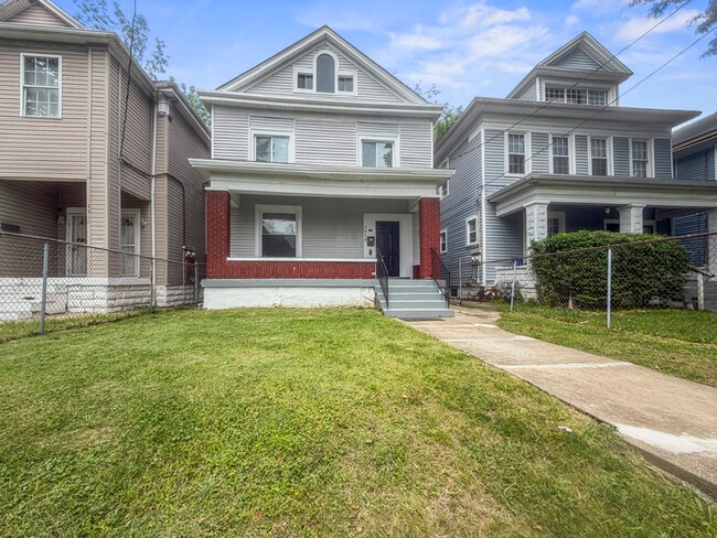 Photo - 3909 W Broadway