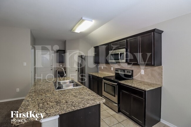 Photo - 1620 Berckmans Rd