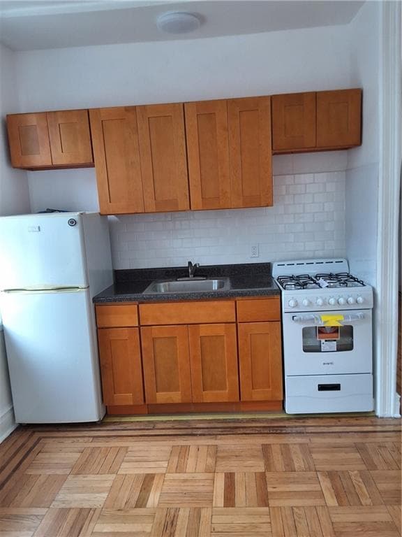 Photo - 120-10 Rockaway Beach Blvd Unidad 105