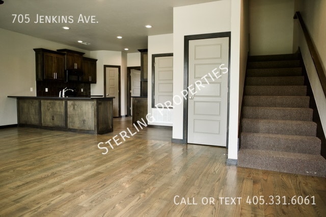 Photo - 705 S Jenkins Ave