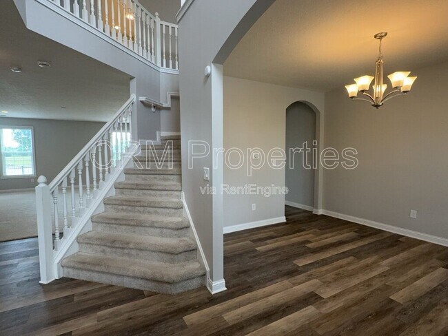Photo - 6311 Burgin Dr
