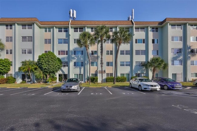 Building Photo - 801 83rd Ave N Unit 118