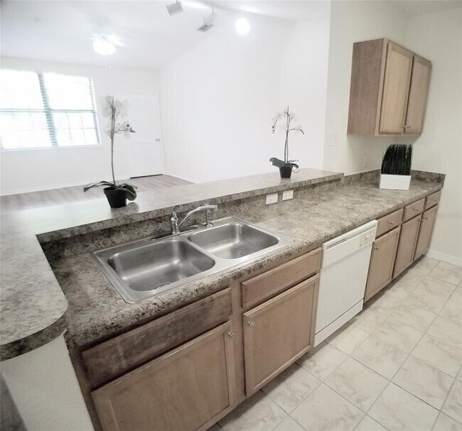 Photo - 5550 E Michigan St Unit 1302