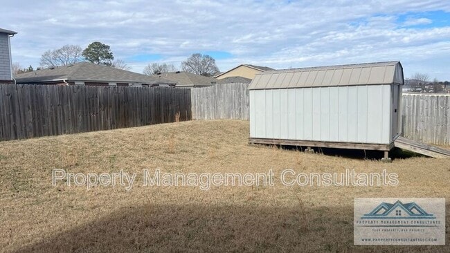 Photo - 182 Forestbrook Dr