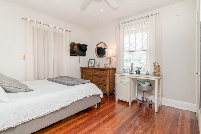 Photo - Charming 1bed/1bath Condo for rent in the ...