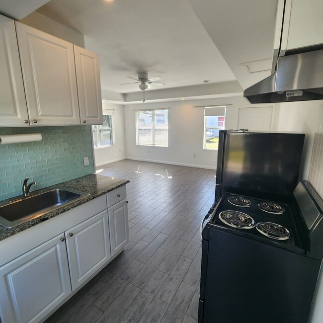 Photo - 14550 NE 2nd Ave Unidad Studio