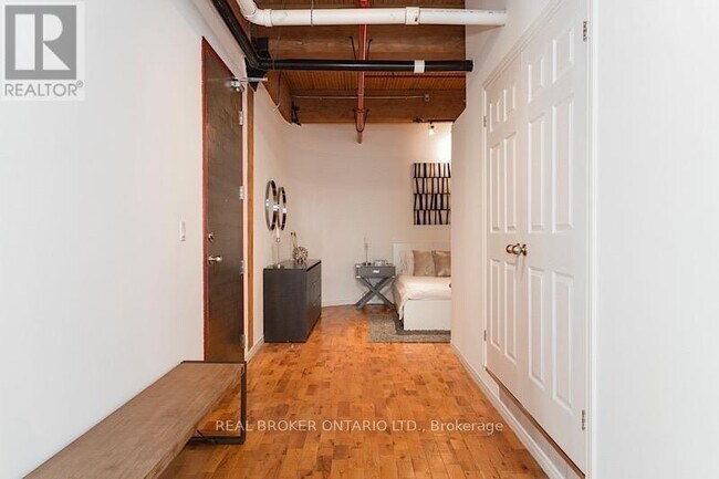 Photo - 371 Wallace Ave Unité 27