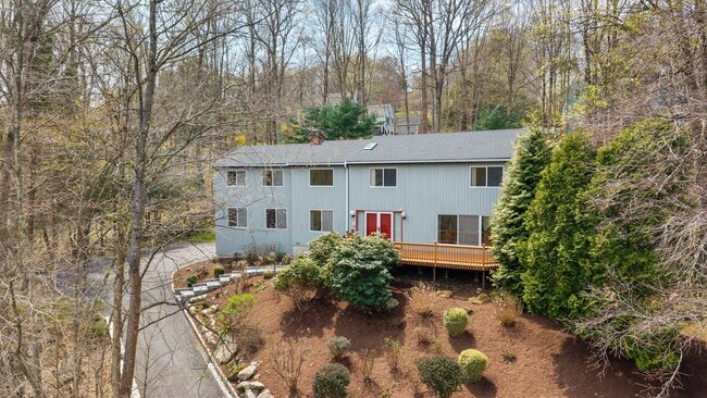 Building Photo - 78 Sturbridge Rd