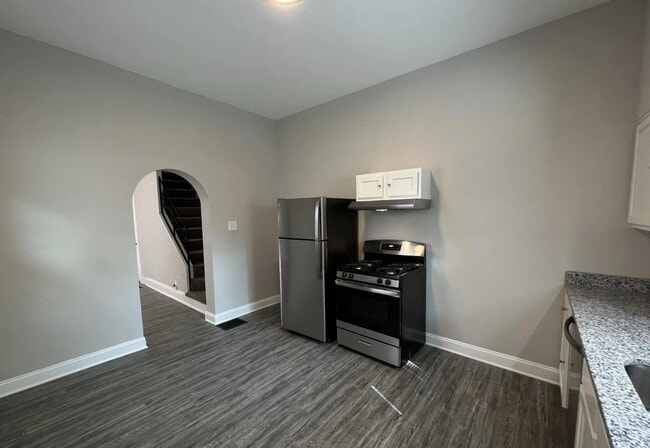 Photo - 1526 Holman St