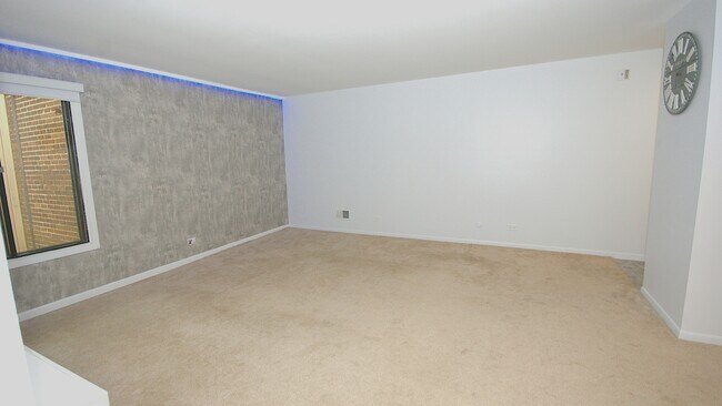 Photo - 521 73rd St Unit 105