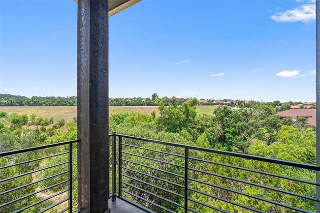 Photo - 2050 Lohmans Spur Rd Condo Unit 1601