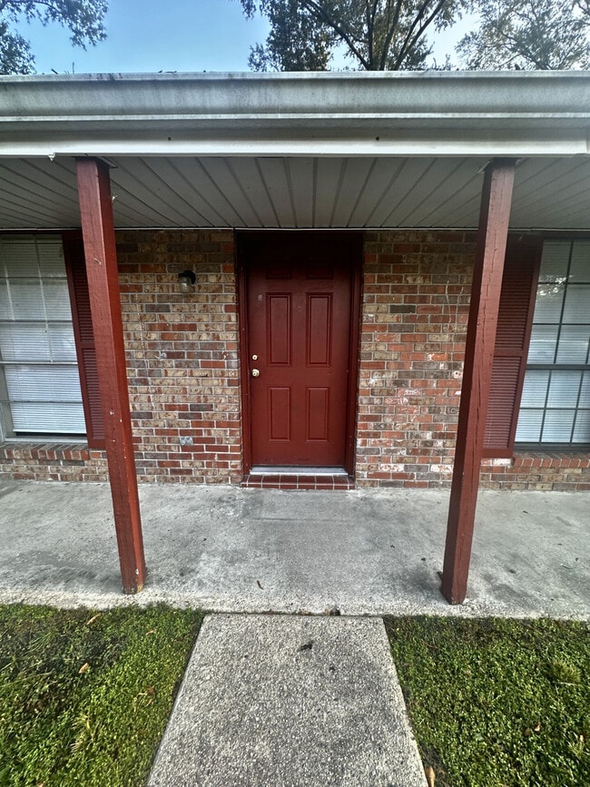Building Photo - 45147 Durbin Rd Rental