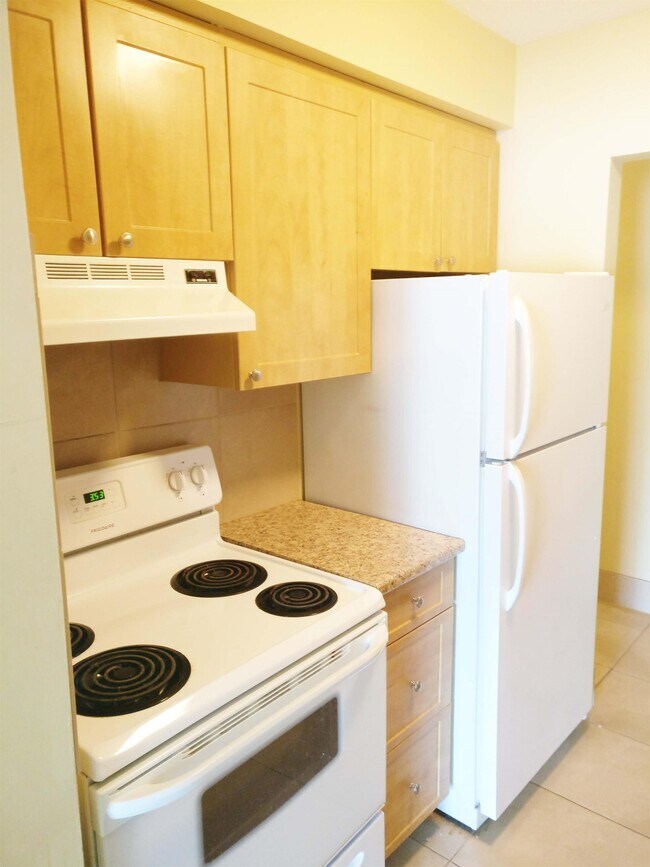 Photo - 1700 University Ave W Unit 101