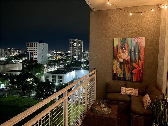 Photo - 444 NE 30th St Unit 1006