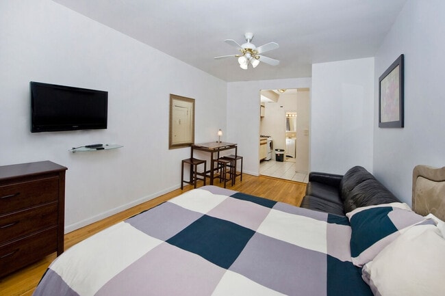 Photo - 318 E 80th St Unit SI ID1032025P