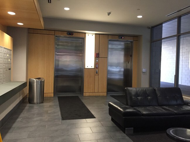 Photo - 111 N 9th St