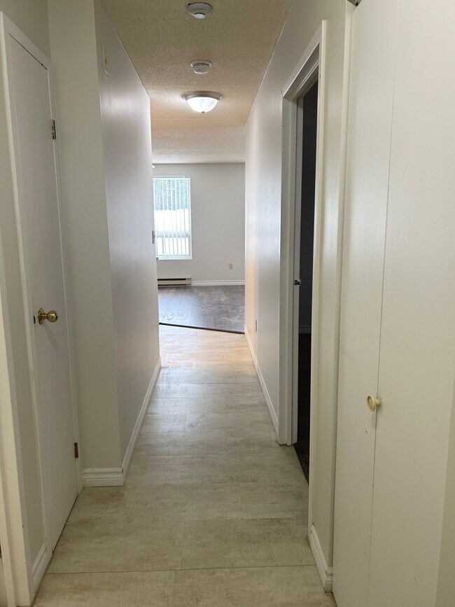 Photo - 1490 Kelly Lake Rd