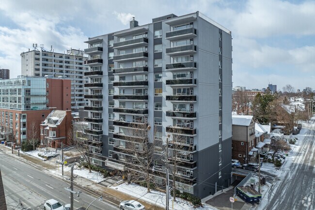 66 Spadina Rd - 66 Spadina Road