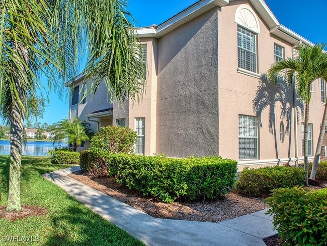 Building Photo - 6215 Wilshire Pines Cir Unit 1601