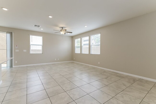 Photo - 2938 Saltillo Ln