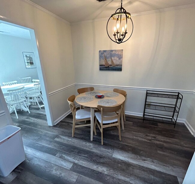 Photo - 201 Orange Dr