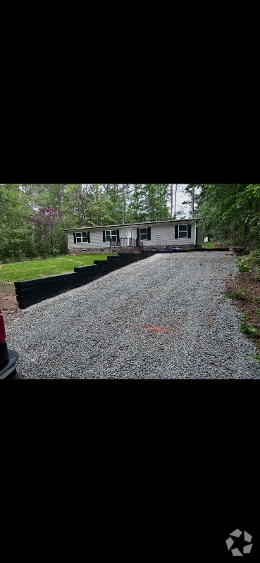 Building Photo - 2642 Forbes Rd Rental