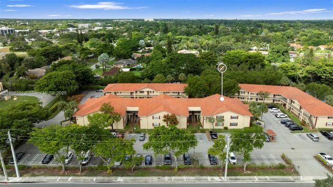 Photo - 3586 N University Dr