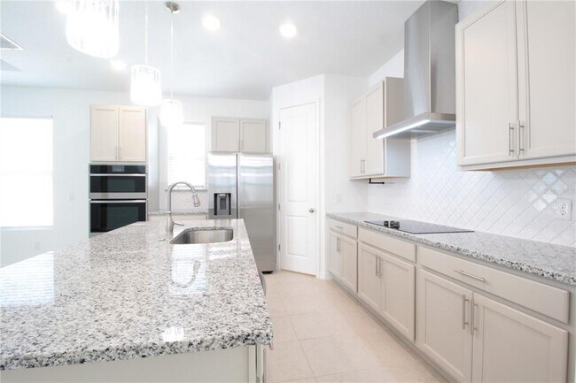 Photo - 3126 Voyager Ave