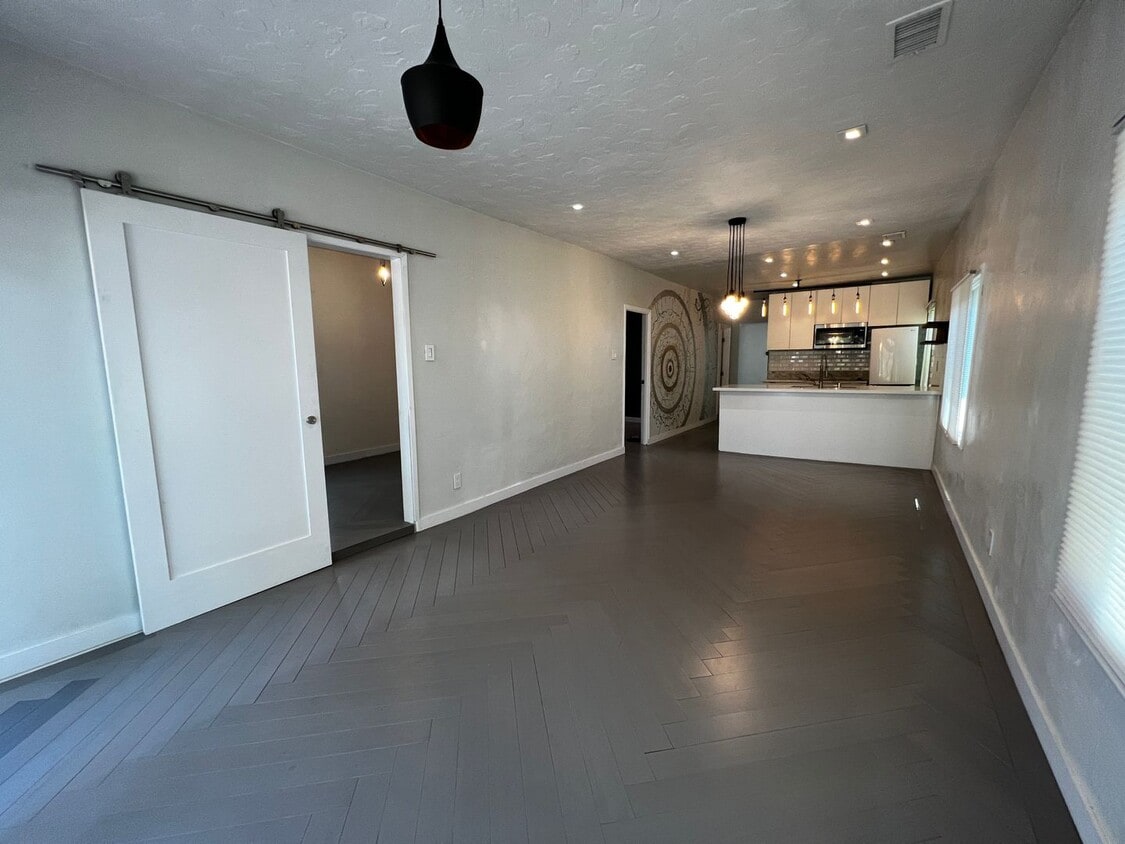 Gorgeous 3 bedroom 2 bedroom cottage near ... - Gorgeous 3 bedroom 2 bedroom cottage near ...