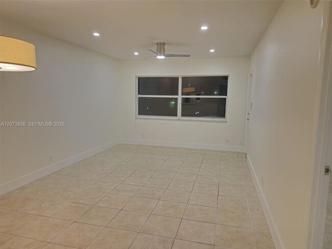 Photo - 4800 NW 35th St Unit 607