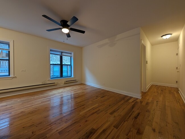 Photo - 813 W Cornelia Ave